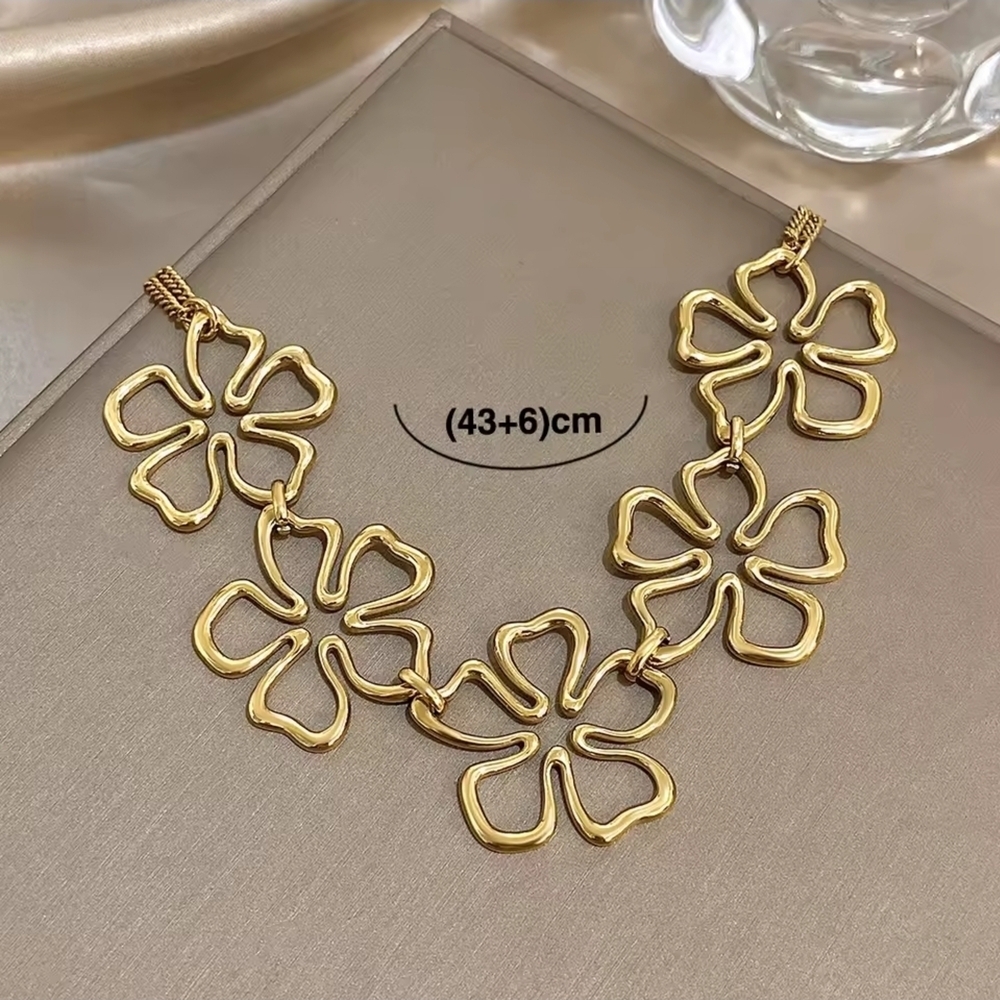 Gold Floral Link Necklace - Picture 5 of 6